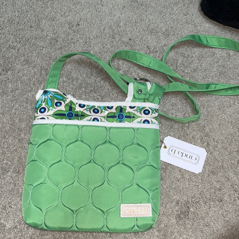 Cute green purse !